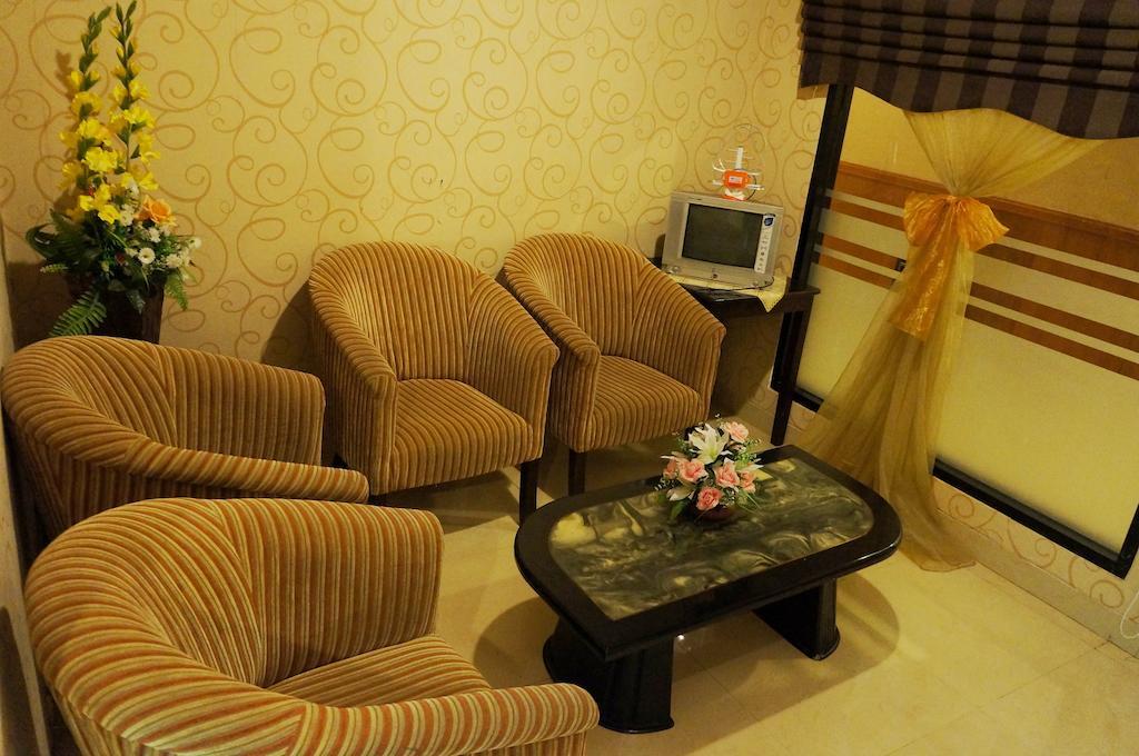 Feodora Airport Hotel Палембанг Екстериор снимка